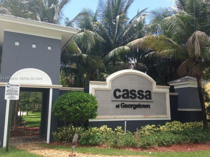 Property Photo:  3566 NW 13th St  FL 33311 