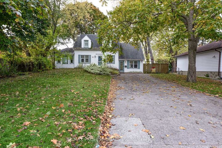 10 Broadview Avenue — photo 1