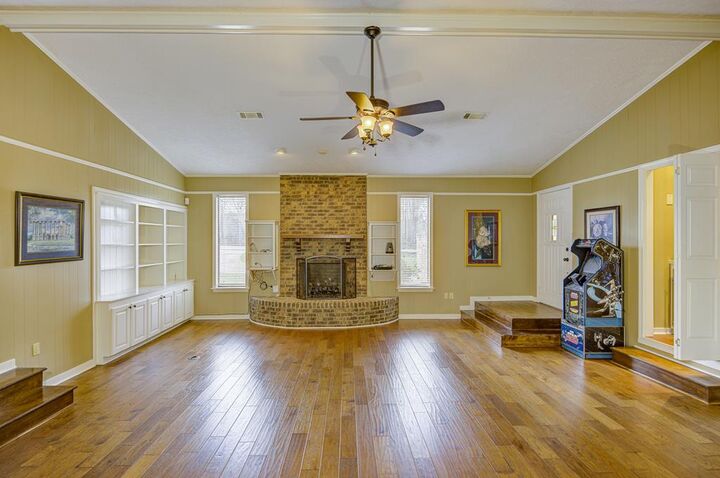 Property Photo: 2530 Porters Chapel Rd MS 39180