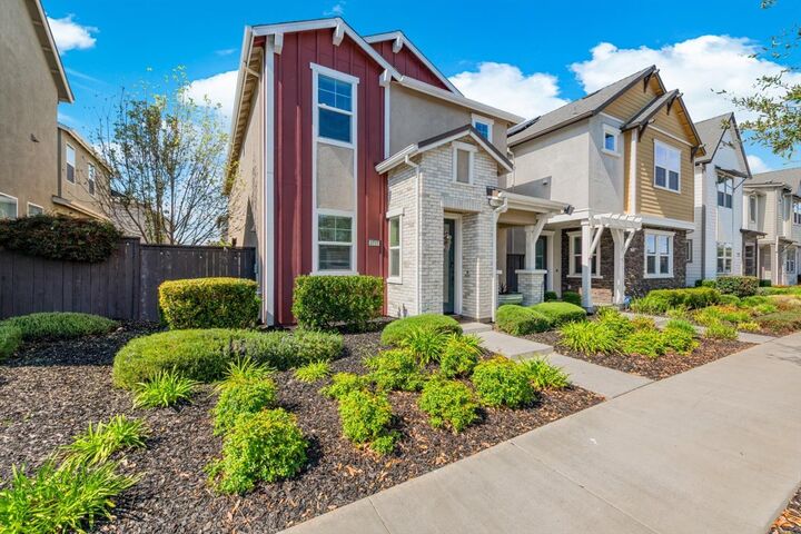 Property Photo:  2717 N Cove Drive  CA 95833 