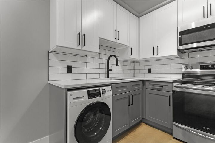 Property Photo: 1948 Coquitlam Avenue 201 BC V3B 1J3