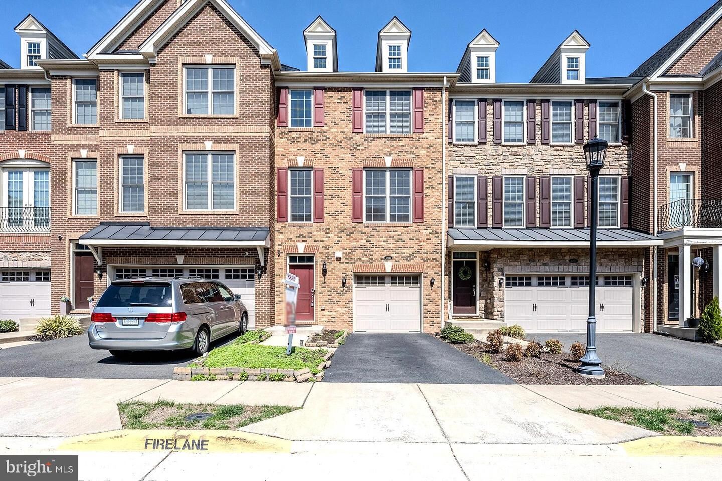 Property Photo: 42624 Lisburn Chase Terrace VA 20152
