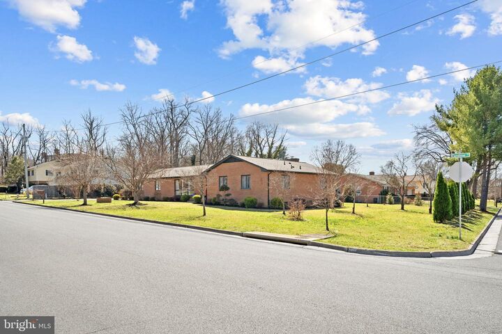 Property Photo: 1317 Caroline Street VA 22601