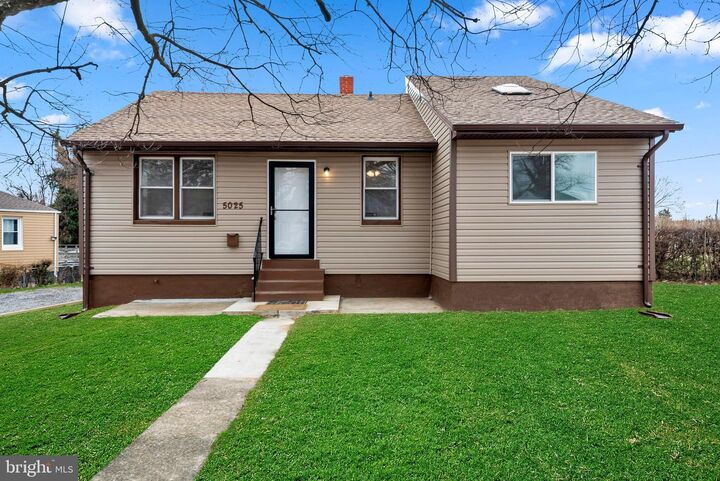 Property Photo:  5025 Addison Road  MD 20743 