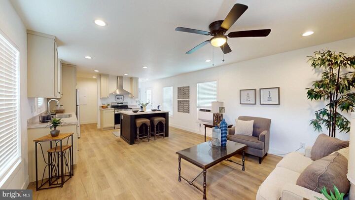 Property Photo: 4430 Hotchkiss Street VA 22408