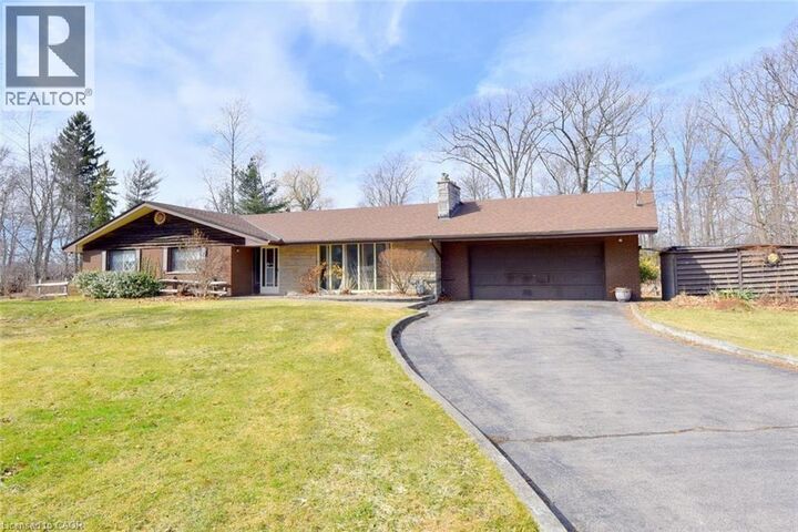 Property Photo:  938 Courtland Drive  ON L9G 3L1 