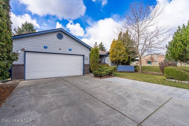 Property Photo:  5983 N Loraine St  ID 83815 