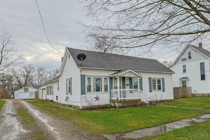 Property Photo:  125 W Fancy Street  OH 45107 