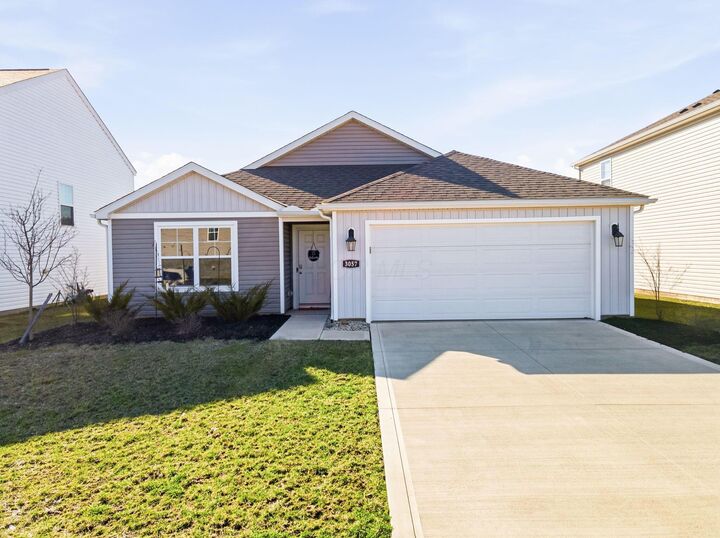 Property Photo:  3057 Lamptonridge Drive  OH 43232 