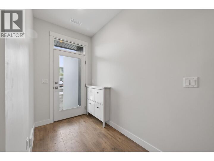 Photo de la propriété: 1901 Qu'Appelle Boulevard 125 BC V2E 0C9