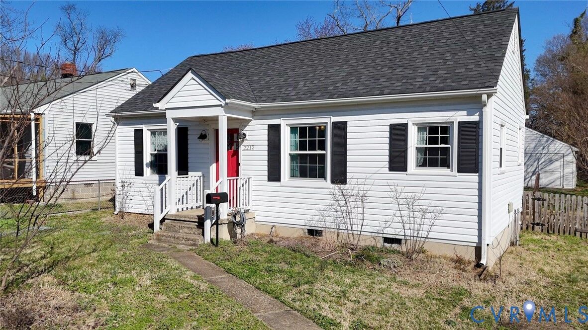 Property Photo:  2212 Oakwood Lane  VA 23228 