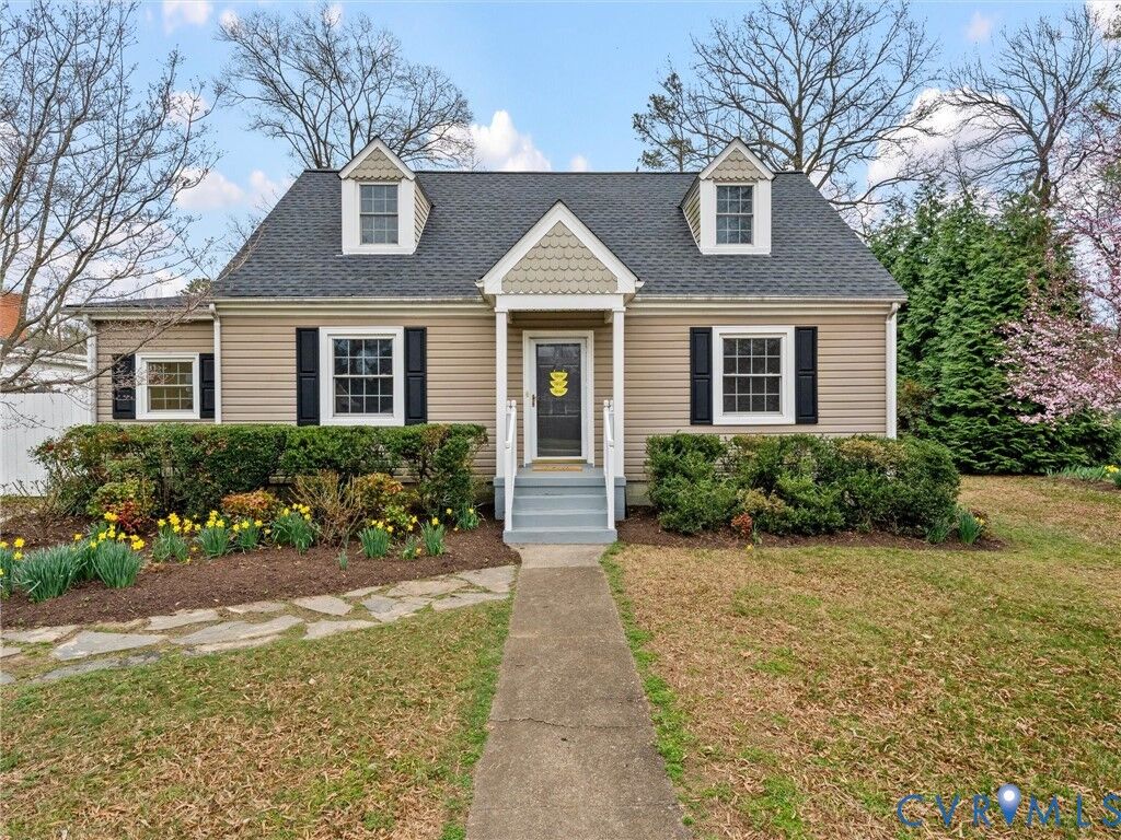 Property Photo: 7513 Seminary Avenue VA 23227