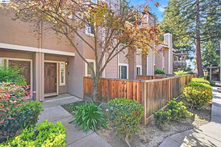 Property Photo: 3867 Burton Cmn CA 94536