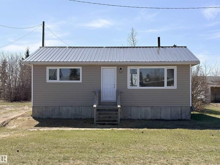 5010 48 Avenue — photo 1