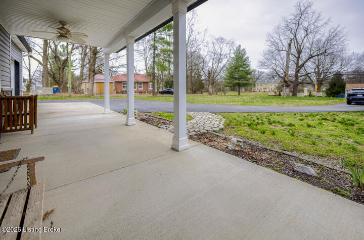 Property Photo:  213 S Madison Ave  KY 40243 