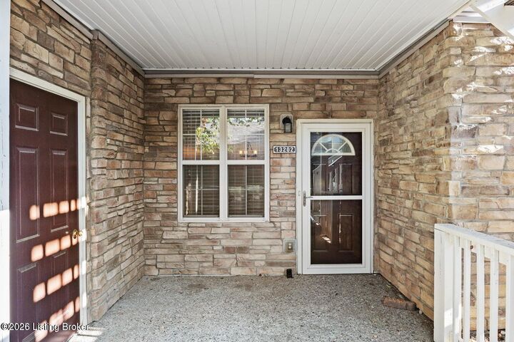 Property Photo:  13202 Prospect Glen Way  KY 40059 