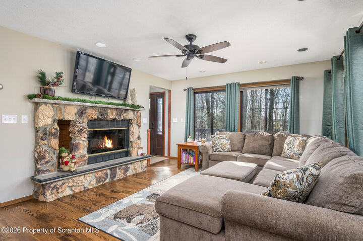 Property Photo:  1399 Pocono Drive  PA 18424 