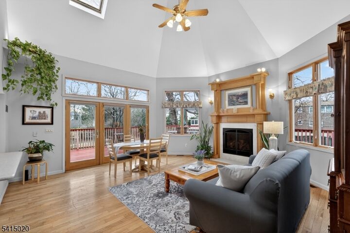 Property Photo:  17 Richmond Ave  NJ 07016 