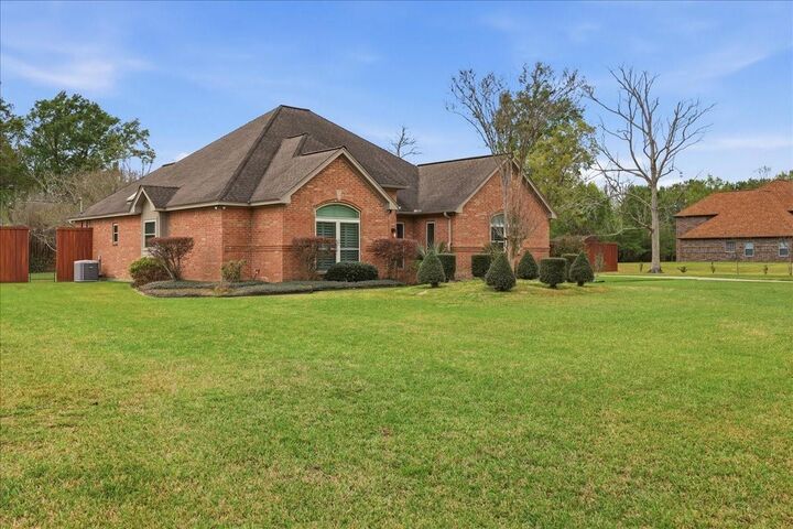 Property Photo:  3803 Martin Luther King Jr Drive  TX 77632 