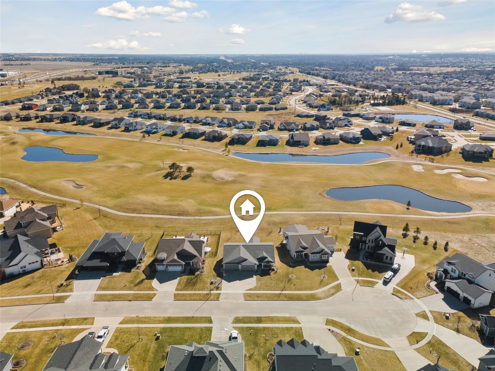 Property Photo:  1225 NE 53rd Court  IA 50021 