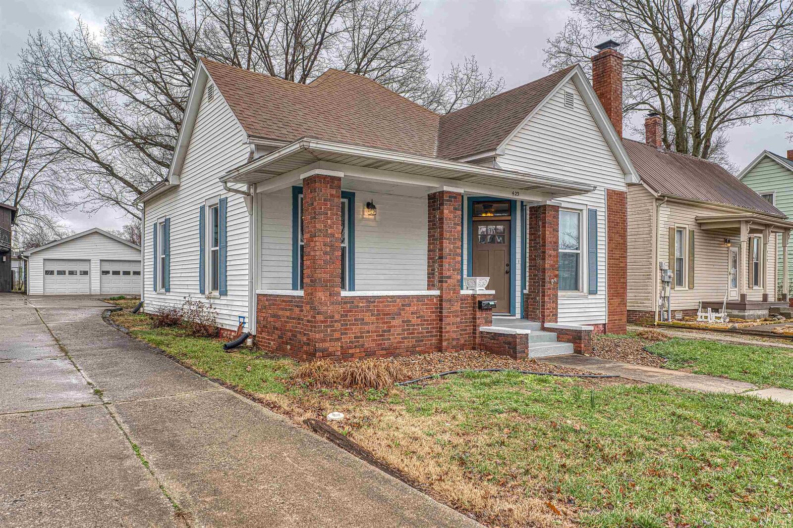 Property Photo:  423 N 3rd Street  IN 47601 
