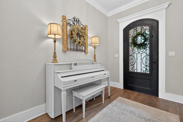 Property Photo:  208 Saddle Brook Circle  TX 75650 