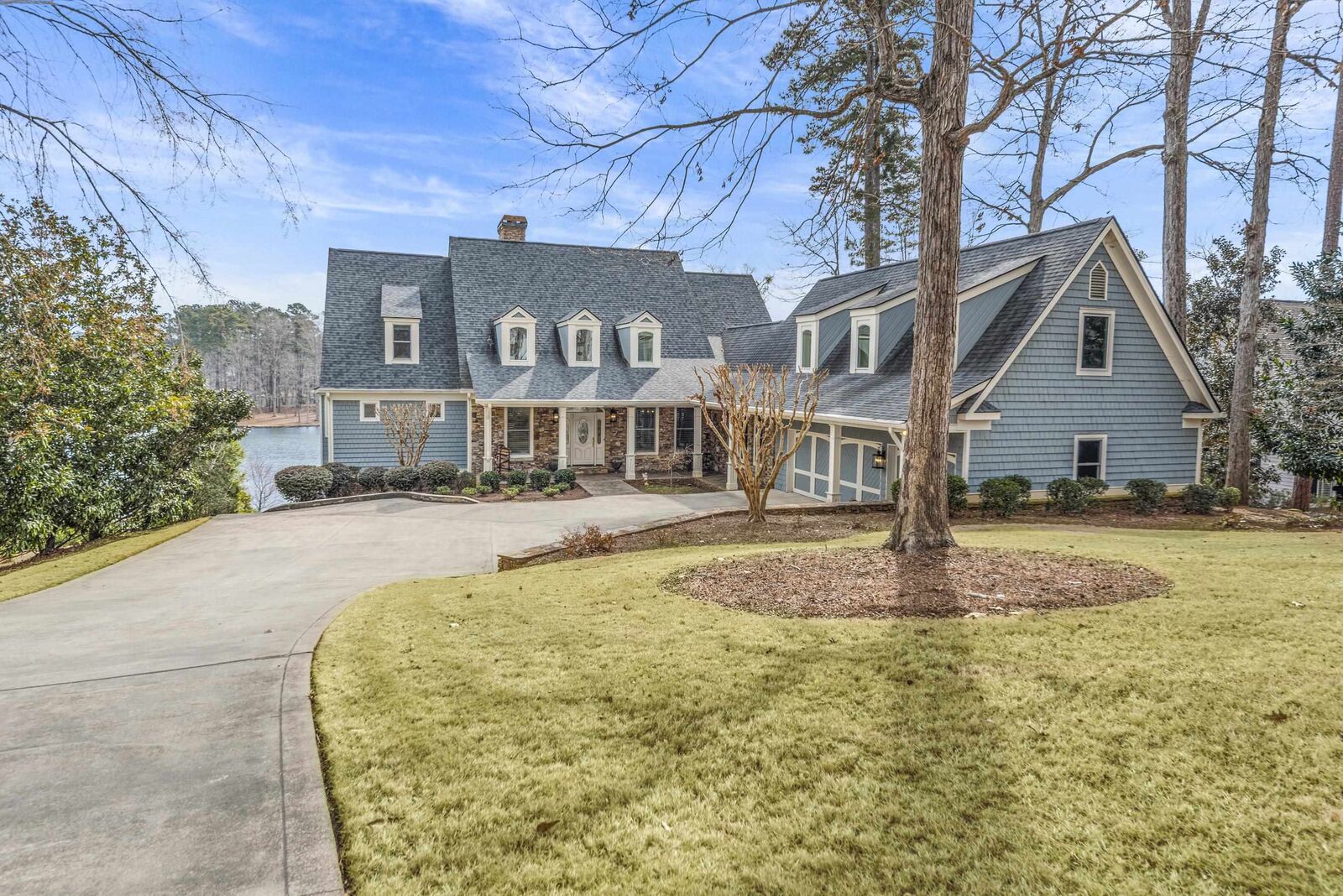 Property Photo: 1661 Lighthouse Circle GA 30642