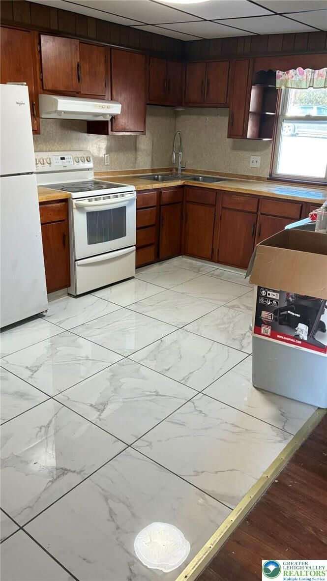 Property Photo:  140 S Front Street Rear  PA 18037 