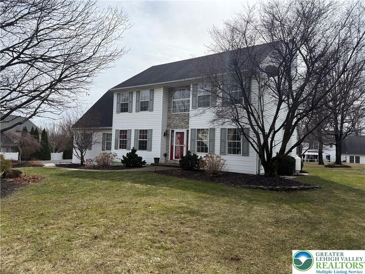 Property Photo:  1022 Covered Bridge Crossing  PA 18104 
