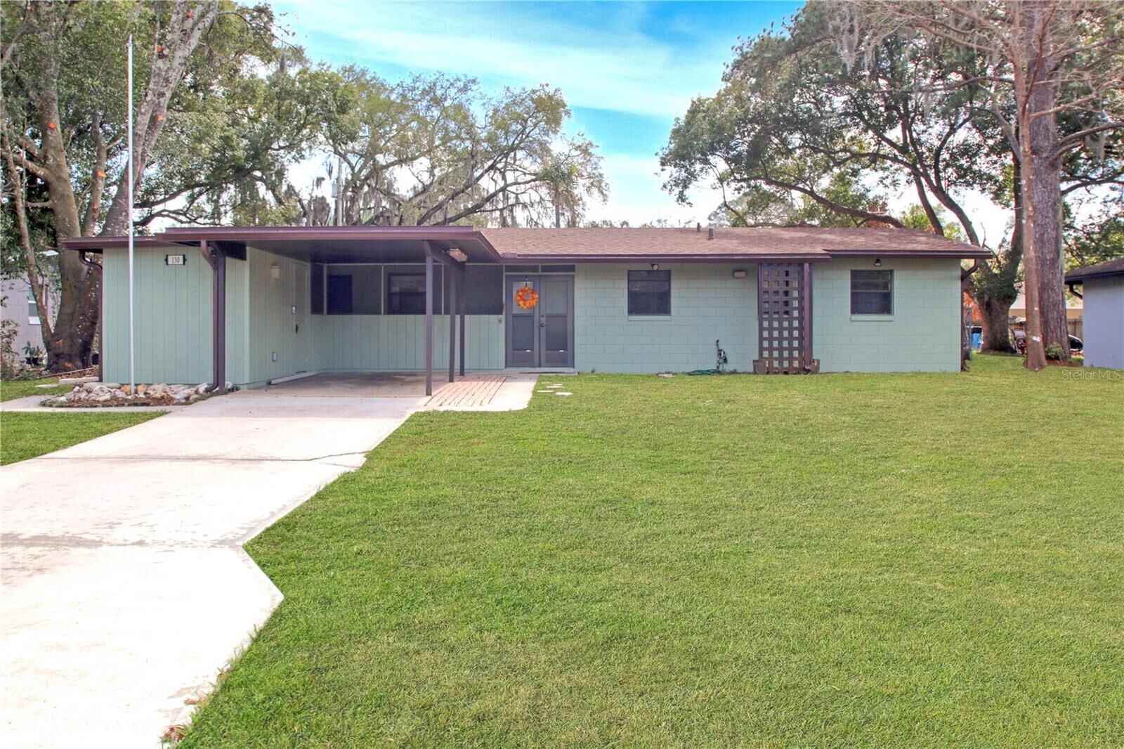 Property Photo:  130 Lombardy Road  FL 32708 