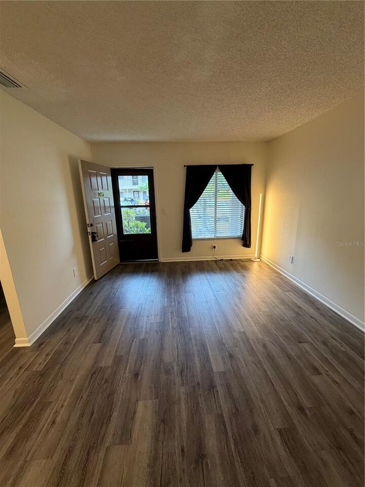 Property Photo: 2025 San Marcos Drive SE 27 FL 33880