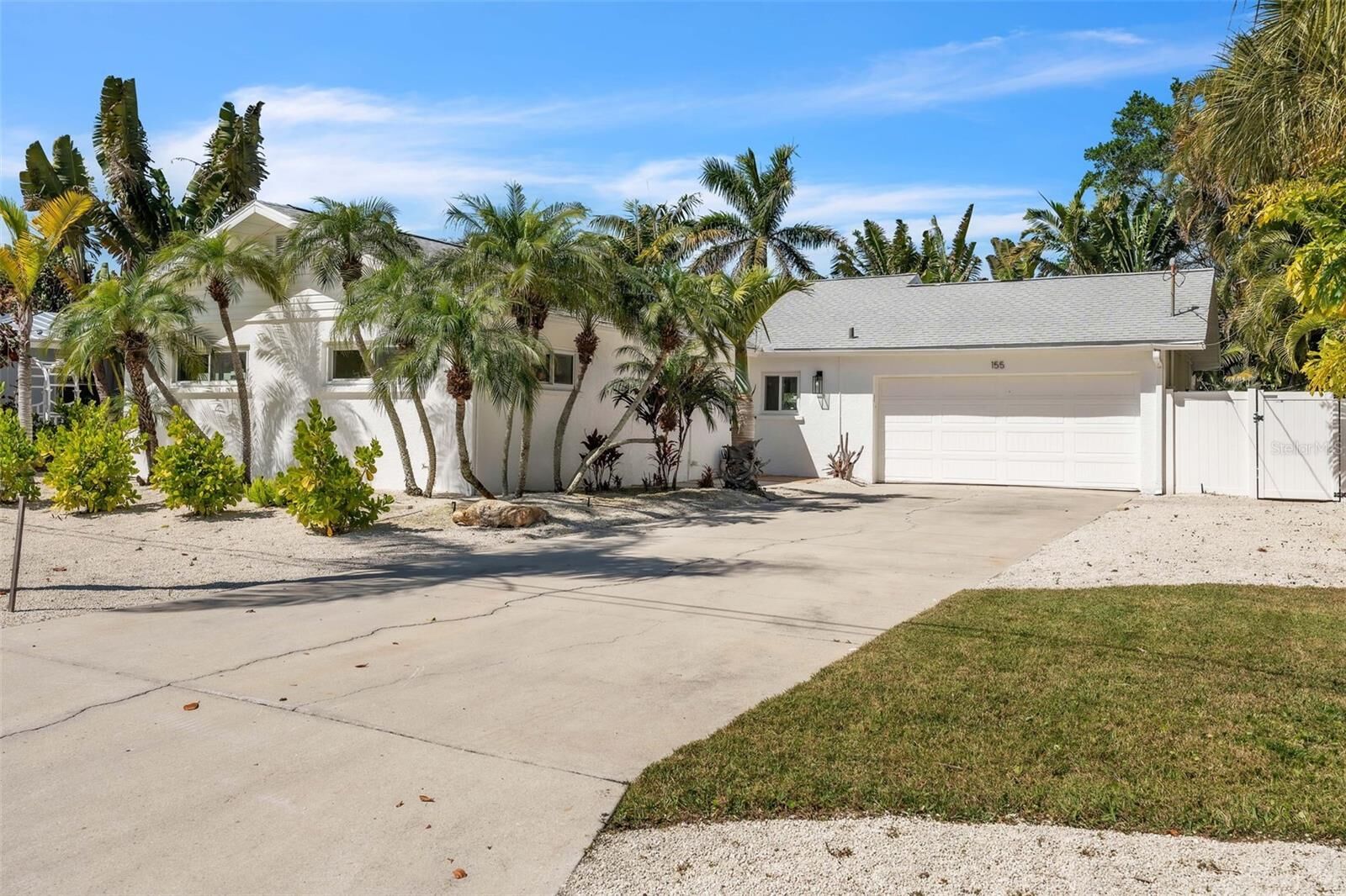 Property Photo:  155 Crescent Drive  FL 34216 