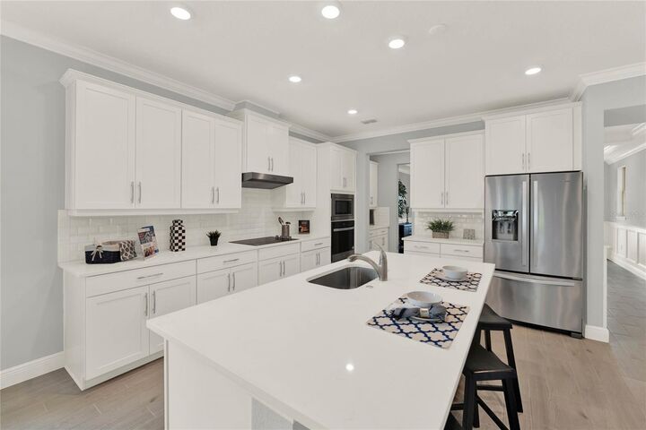 Property Photo:  11193 Hollow Bay Drive  FL 34787 