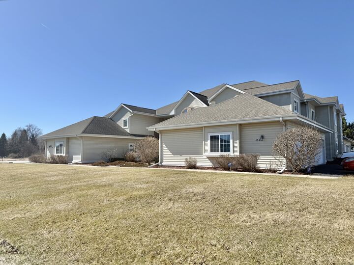 Property Photo:  434 Betzer Rd B  WI 53115 