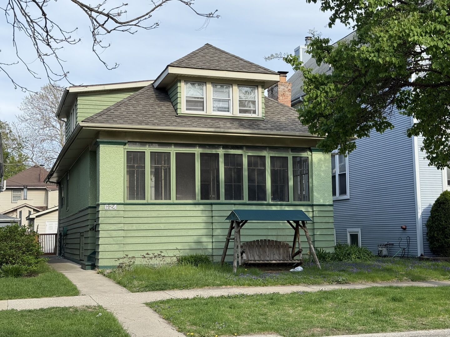 Property Photo:  624 S Taylor Avenue  IL 60304 