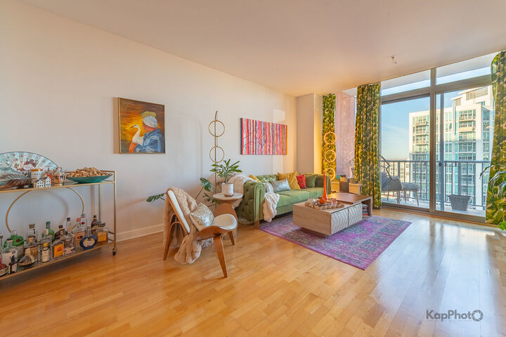 Property Photo: 1600 S Prairie Avenue 1606 IL 60616