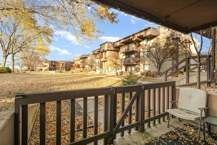 Property Photo:  1472 Rock Run Drive 1B  IL 60403 