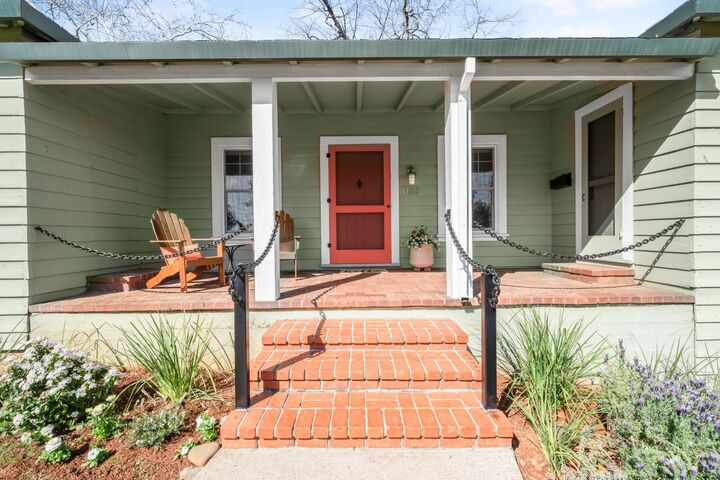 Property Photo:  120 Darlington Avenue  CA 95603 