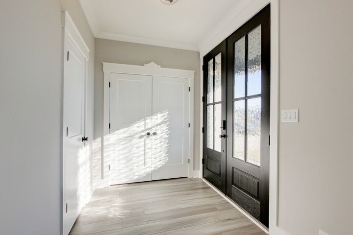 Property Photo:  701 Sandringham Ct  TN 37043 