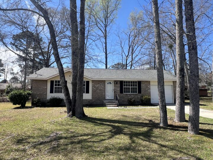 Property Photo:  466 Edgar Circle  GA 30824 