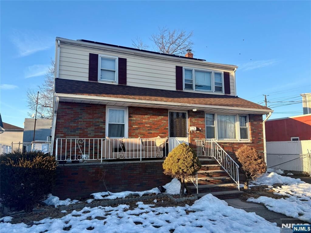 Property Photo: 30 E Kennedy Street 2 NJ 07601