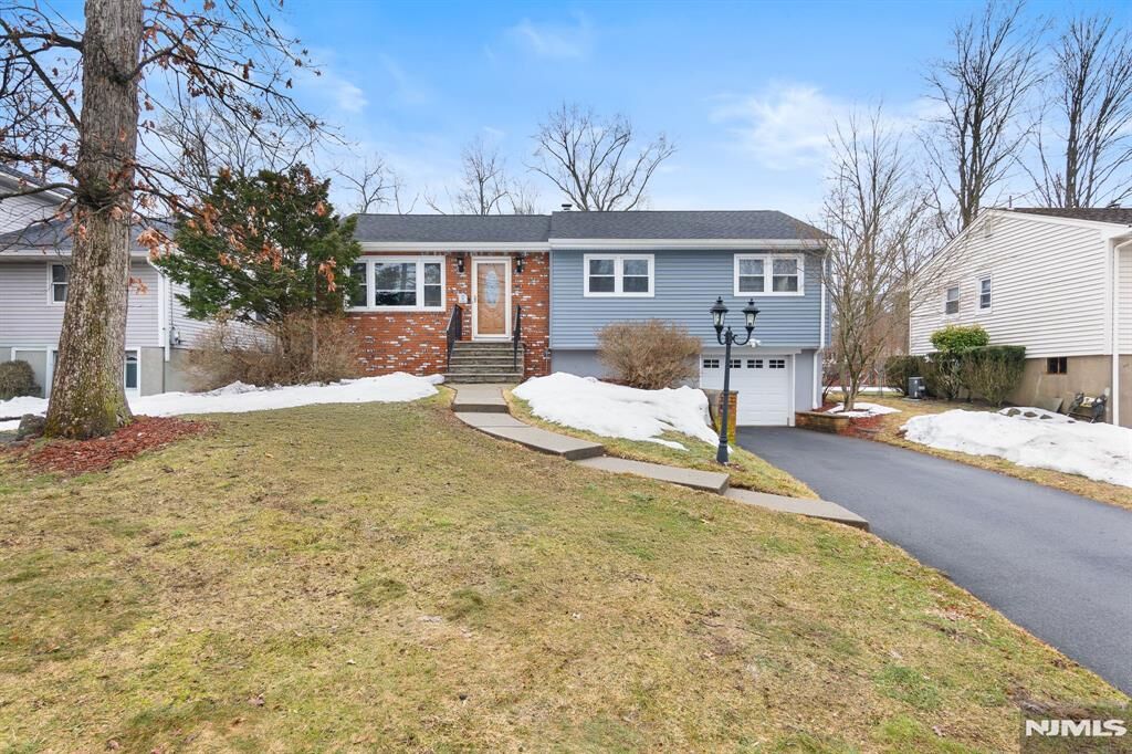 Property Photo:  34 Seminole Avenue  NJ 07436 