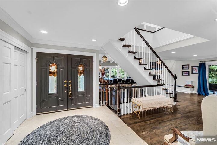 Property Photo:  305 Westwind Court  NJ 07648 