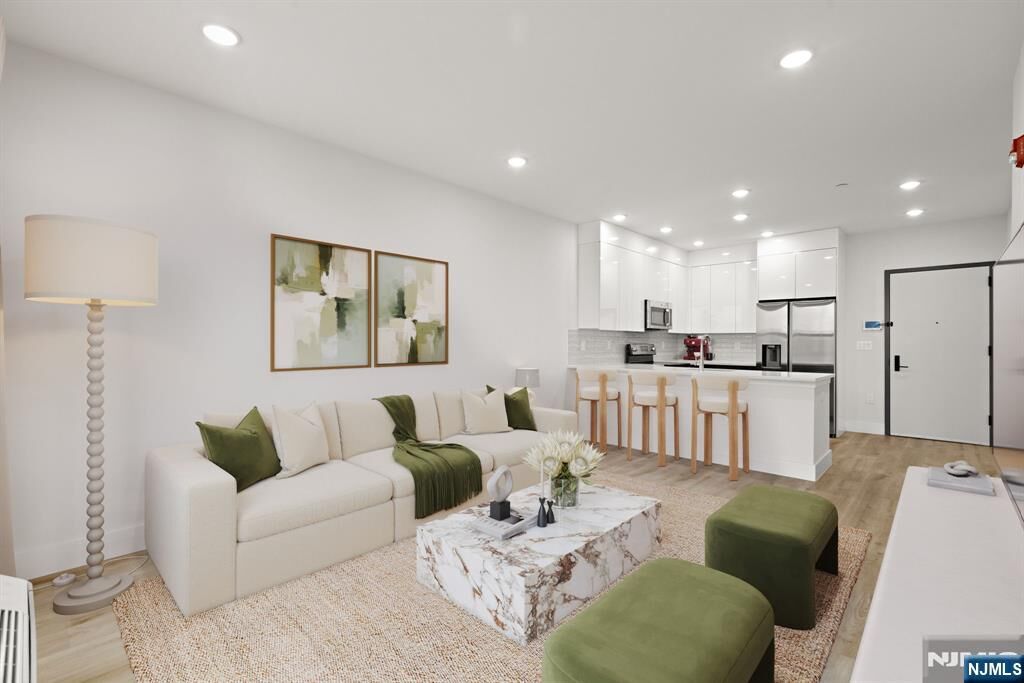 Property Photo:  333 Bergen Boulevard 422  NJ 07022 