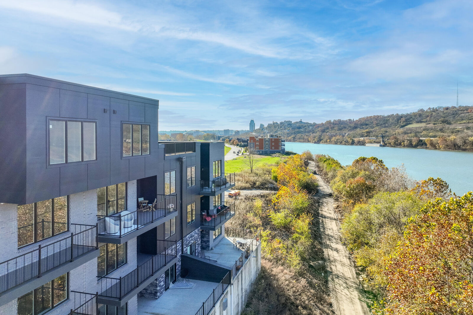 Property Photo:  745 Manhattan Boulevard  KY 41074 