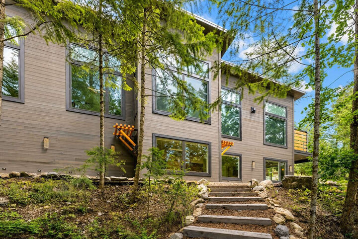 Property Photo:  116 Little Mountain Road  MT 59937 