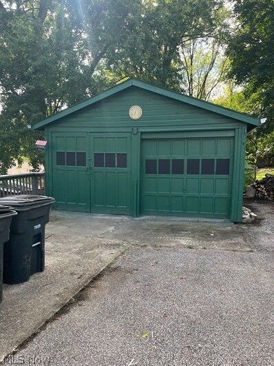 Property Photo: 230 Helen Avenue OH 44310