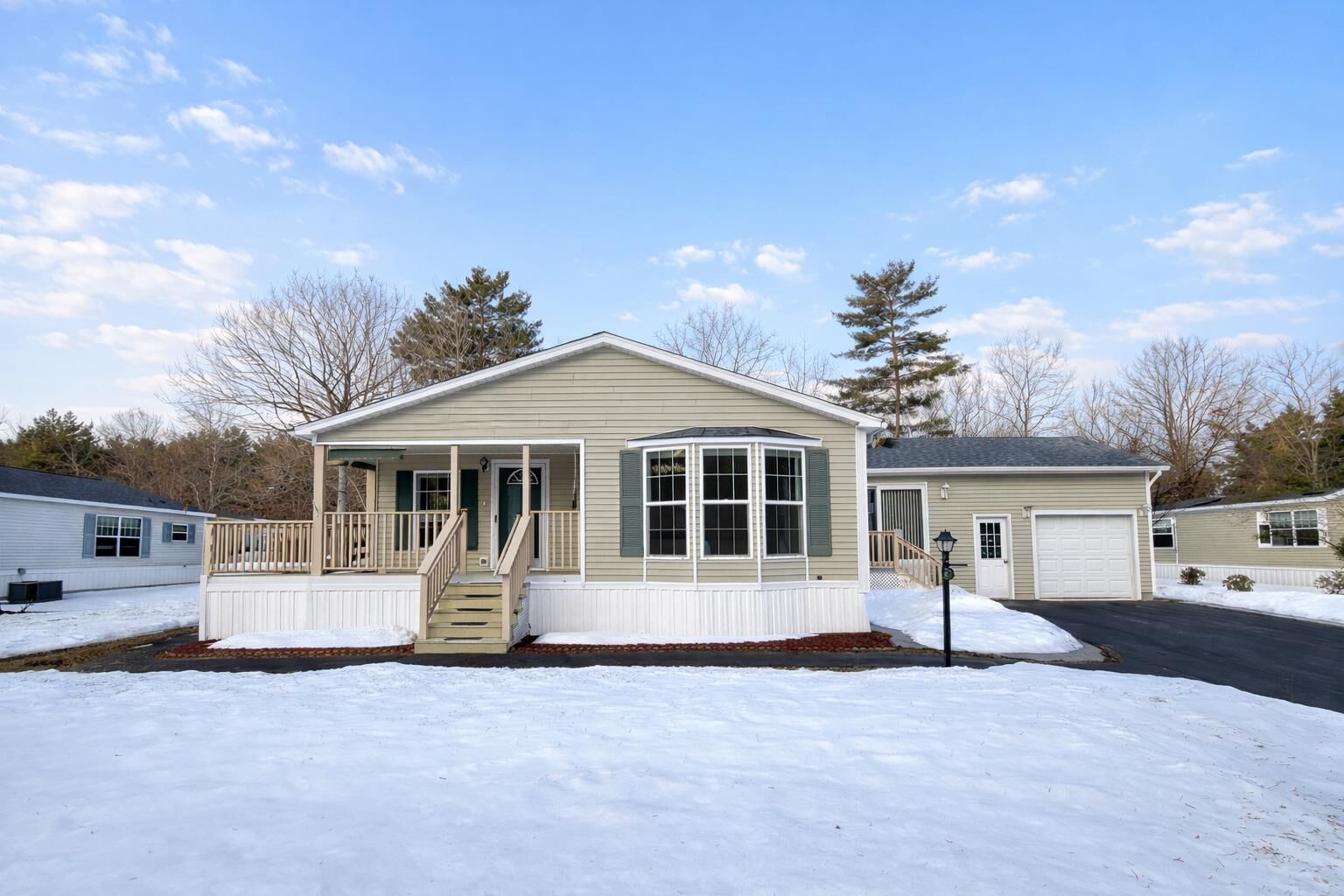 Property Photo:  153 Eagle Drive  NH 03868 