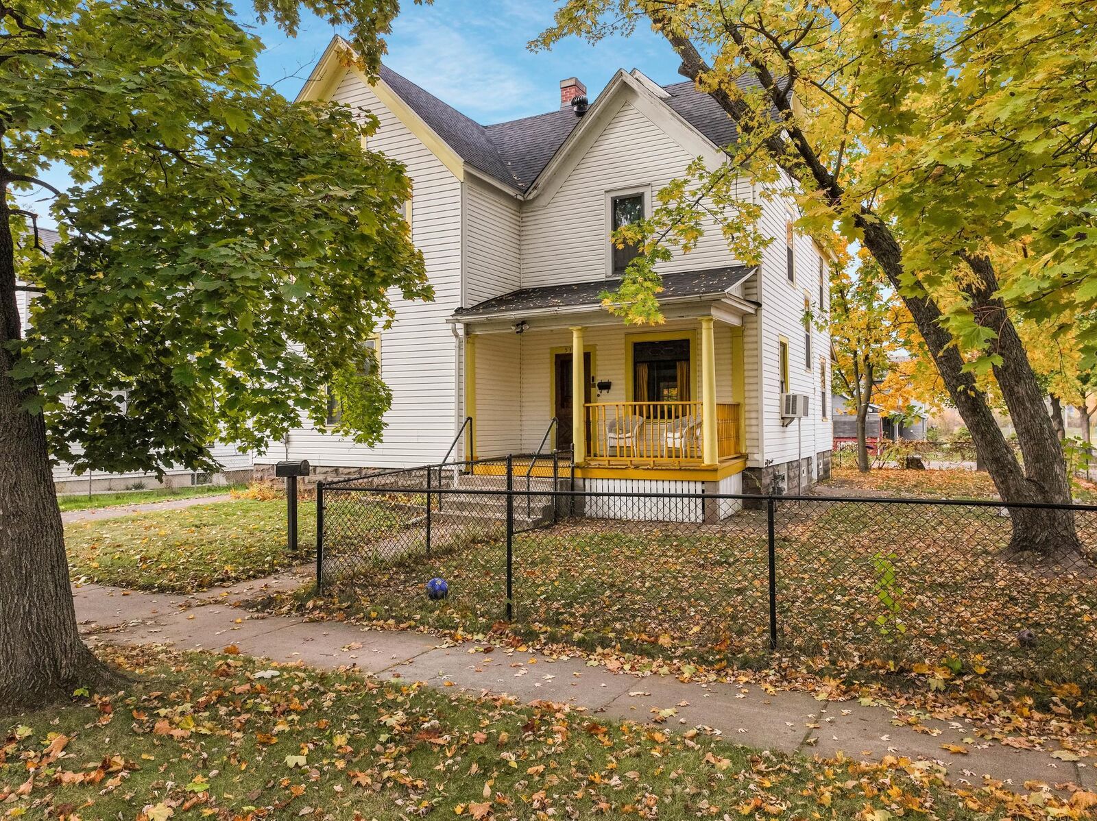 Property Photo:  530 Hobart Street  WI 54703 