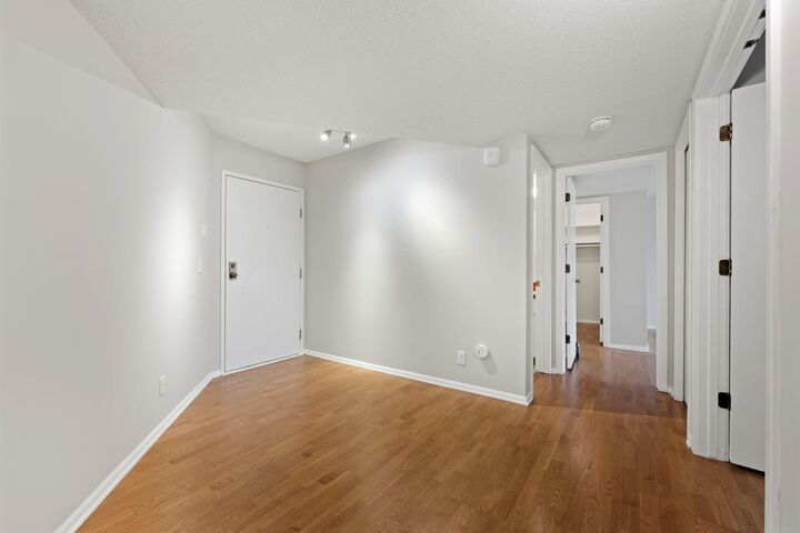 Property Photo:  3030 Saint Albans Mill Road 115  MN 55305 